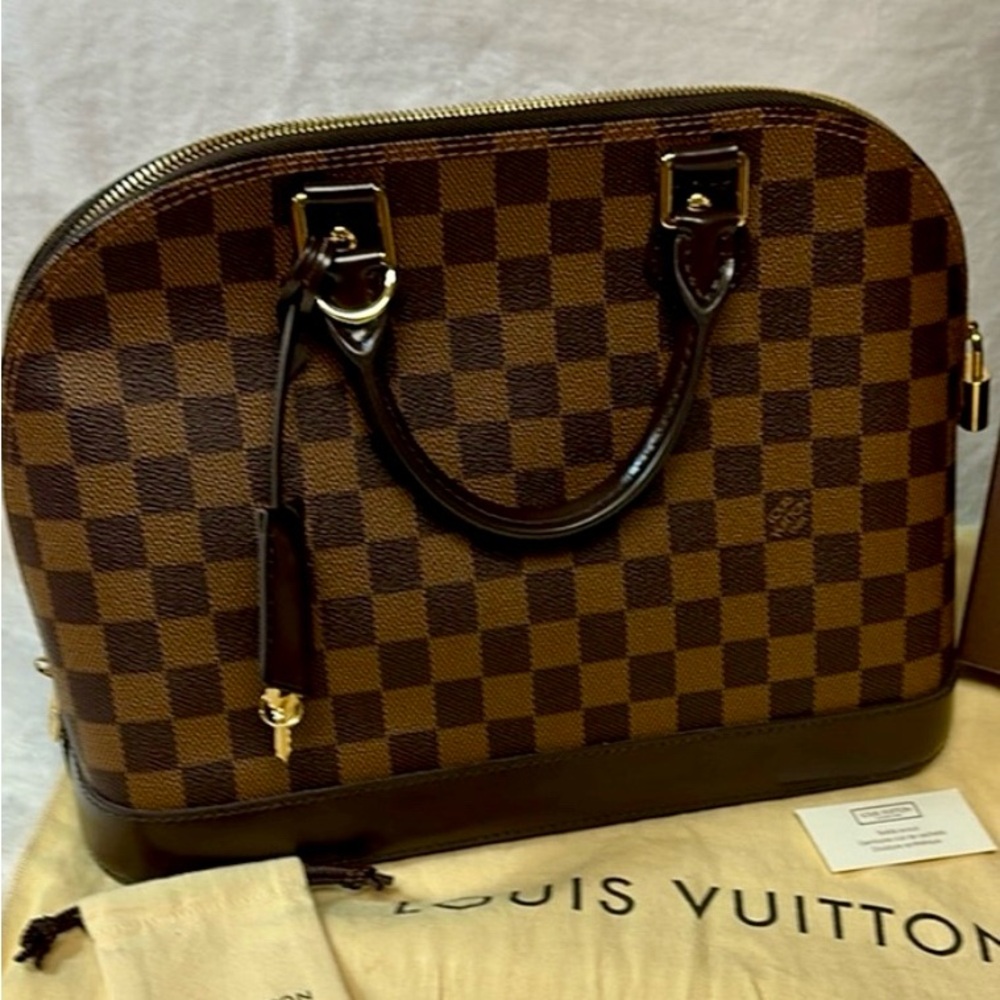 Louis Vuitton Alma PM Damier Bag (pristine condition)